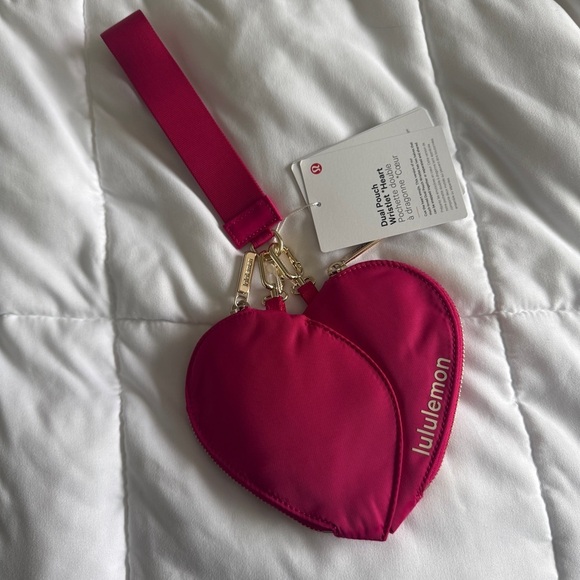 Dual Pouch Wristlet Heart - Passionate Gold - Picture 3 of 4